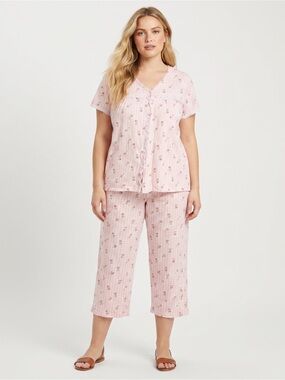 VINTAGE GABRIELLE INTIMATES Floral Two Piece Pajama